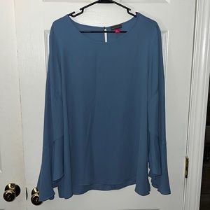 Vince Camuto Baby Blue Bell Sleeve Top Size XL